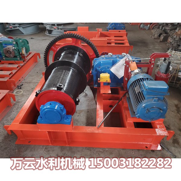 卷?yè)P(yáng)啟閉機(jī) (9)
